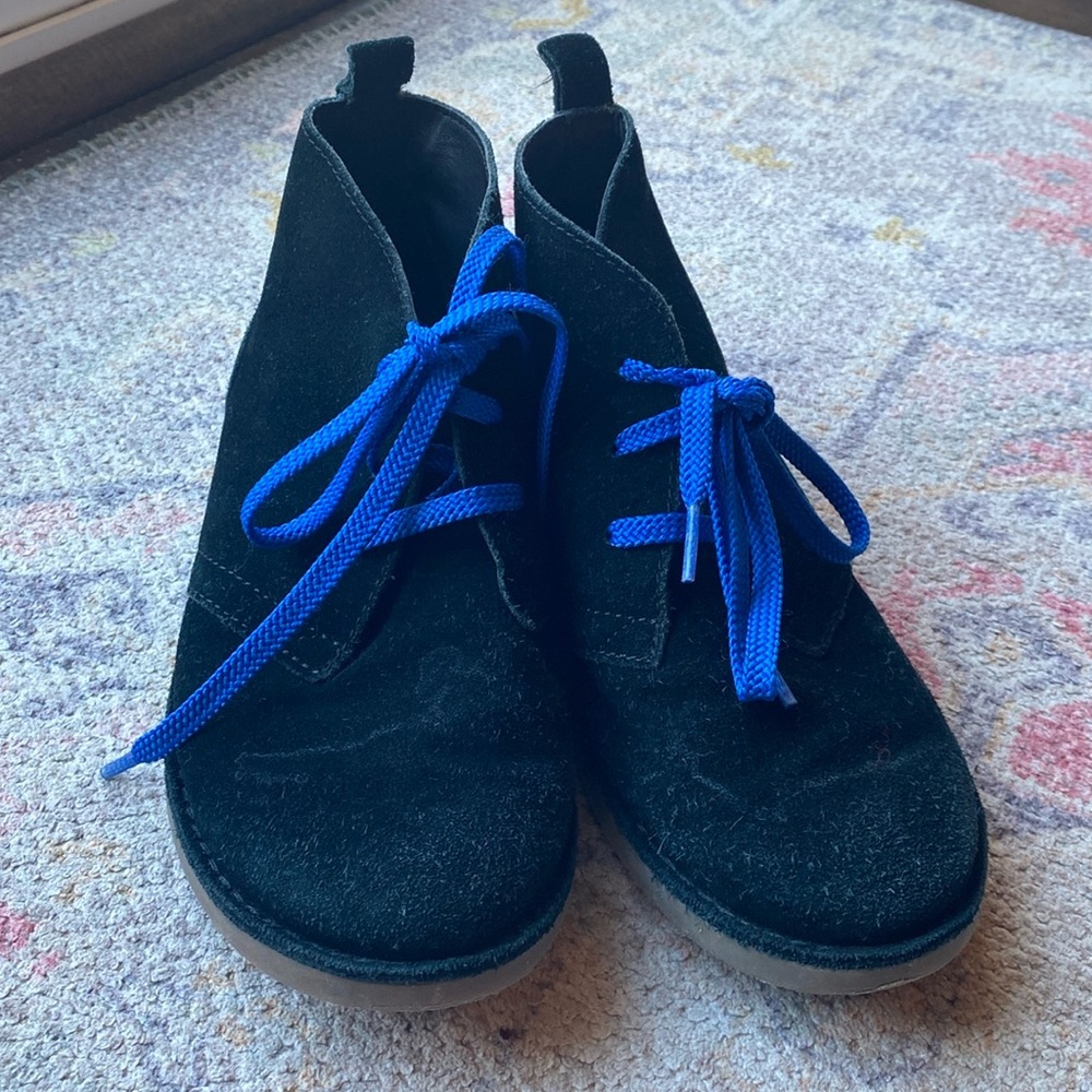 Lands End Kid Slipper Shoes, Size 1M